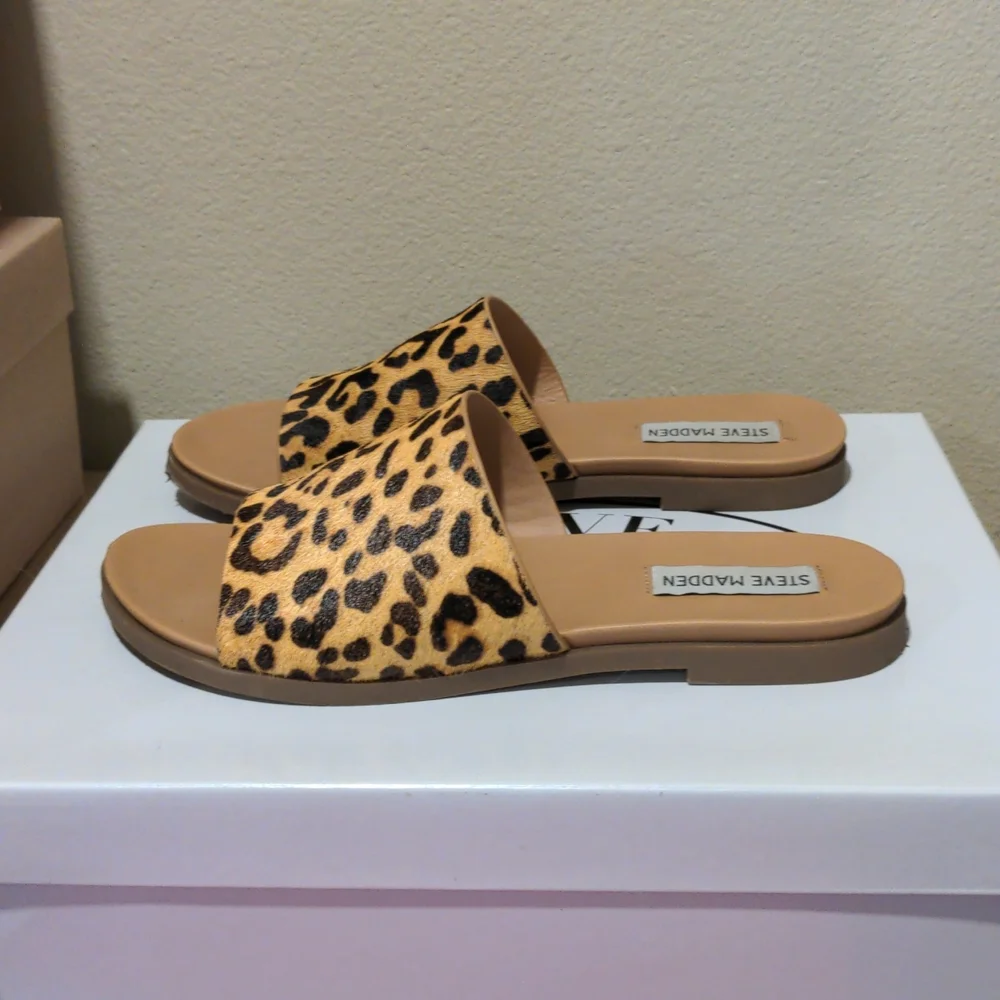 Steve Madden cheetah sandals - Picture 3 of 3